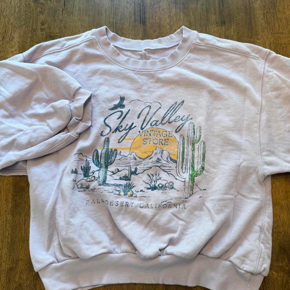 Pilcro Anthropologie Graphic 3/4 Sleeve Sweatshirt Lavender Size Medium